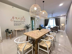 The Apple PREMIER CONDO three bedroom in MELAKA